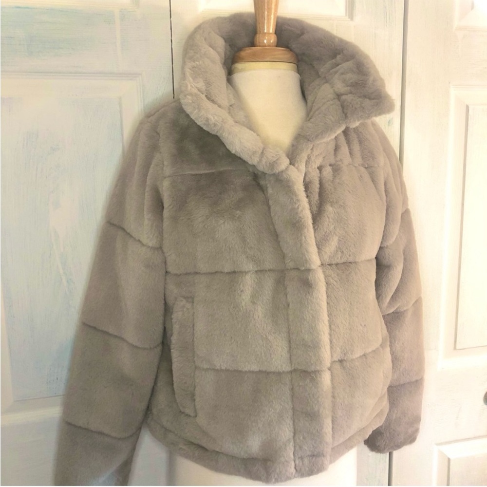 Abercrombie & Fitch Jacket - Picture 3 of 5